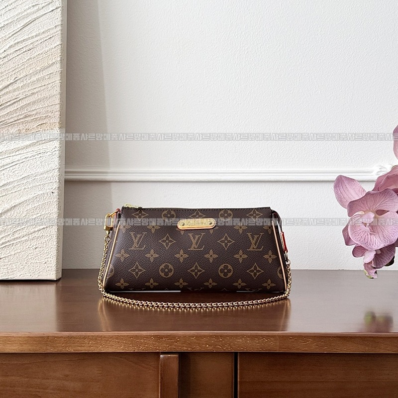 루이비통에바클러치모노그램 20260118-145903-005루.jpg