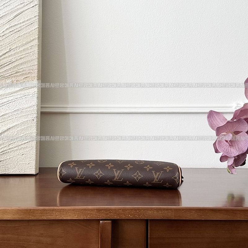 루이비통에바클러치모노그램 20260118-145903-008루.jpg