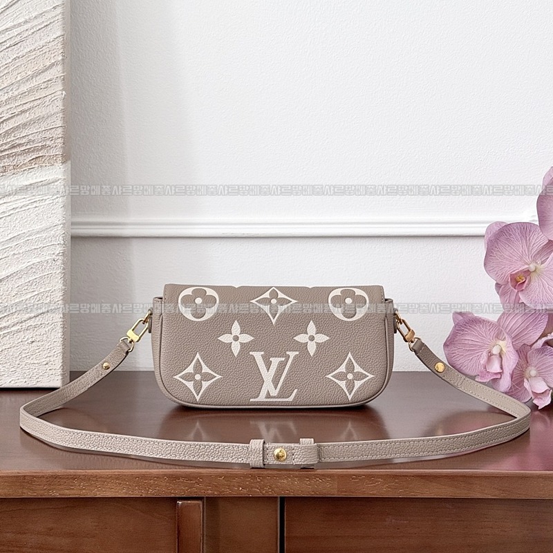 루이비통월릿온체인아이비 20260118-152458-006루.jpg