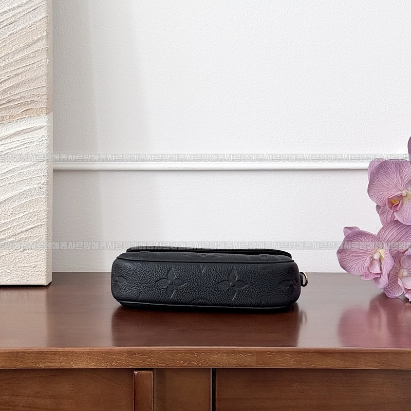 루이비통월릿온체인아이비 20260118-153412-008루.jpg