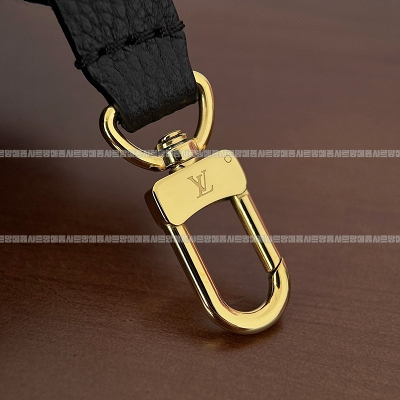 루이비통월릿온체인아이비 20260118-153413-016루.jpg