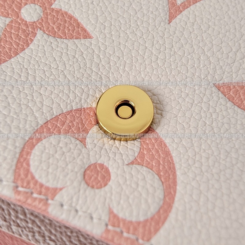 루이비통월릿온체인아이비 20260118-153956-014루.jpg