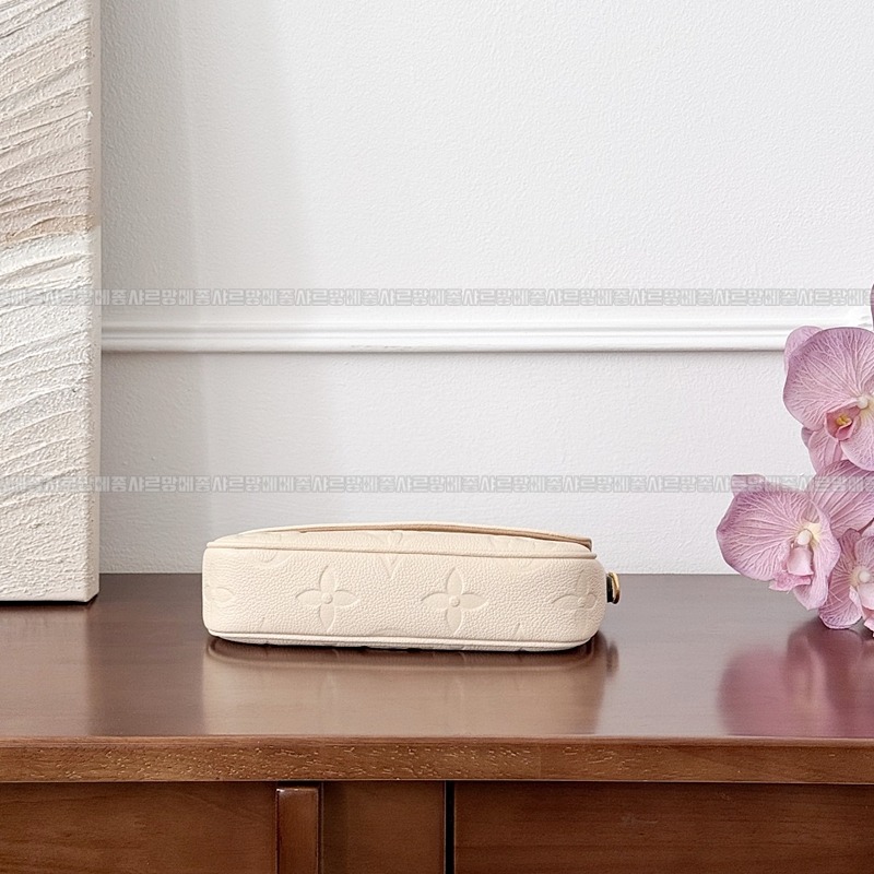 루이비통월릿온체인아이비 20260118-160025-008루.jpg