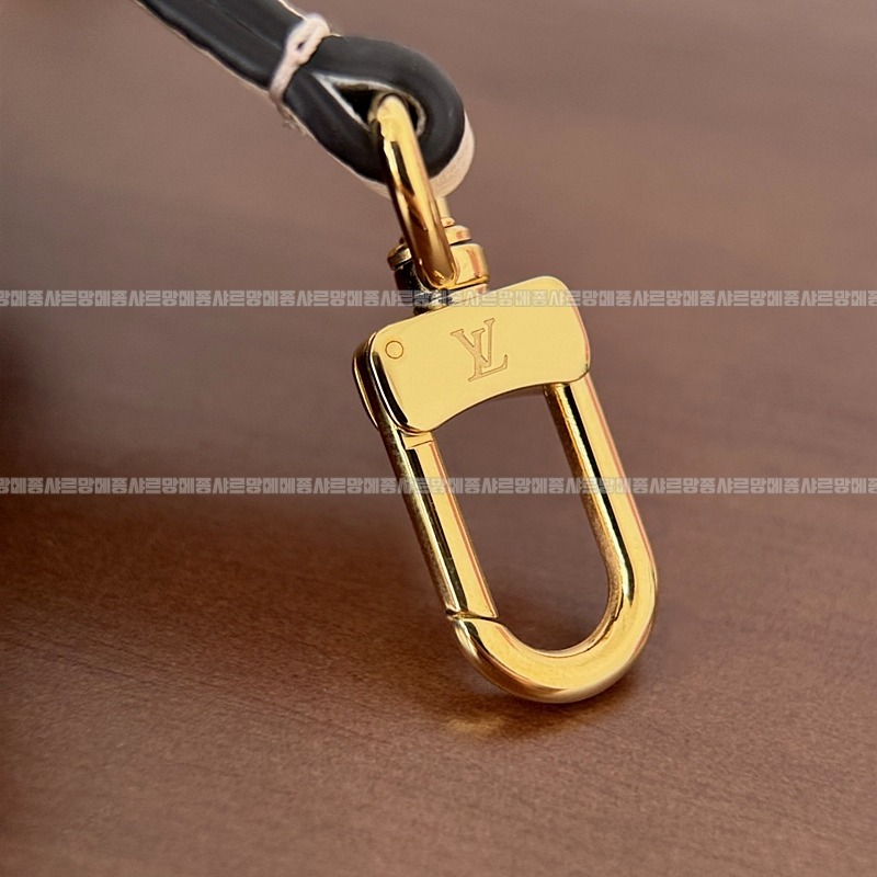 루이비통월릿온체인아이비 20260118-160025-014루.jpg