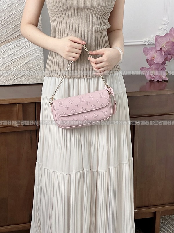 루이비통월릿온체인아이비 20260118-160643-003루.jpg