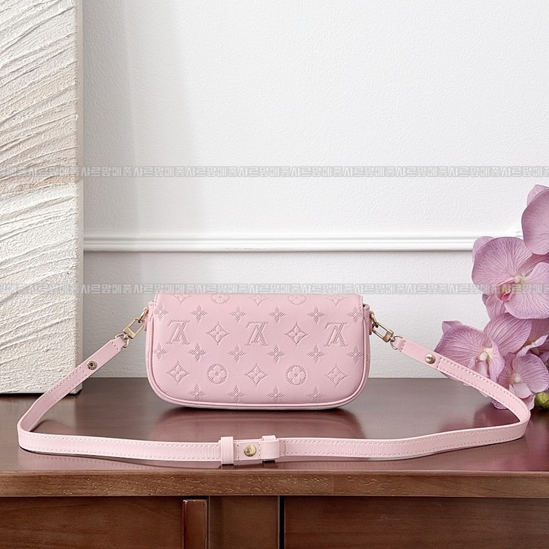 루이비통월릿온체인아이비 20260118-160643-006루.jpg