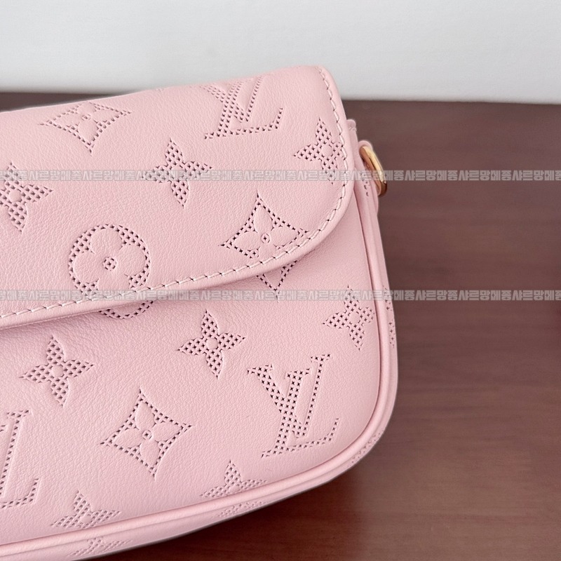 루이비통월릿온체인아이비 20260118-160644-010루.jpg