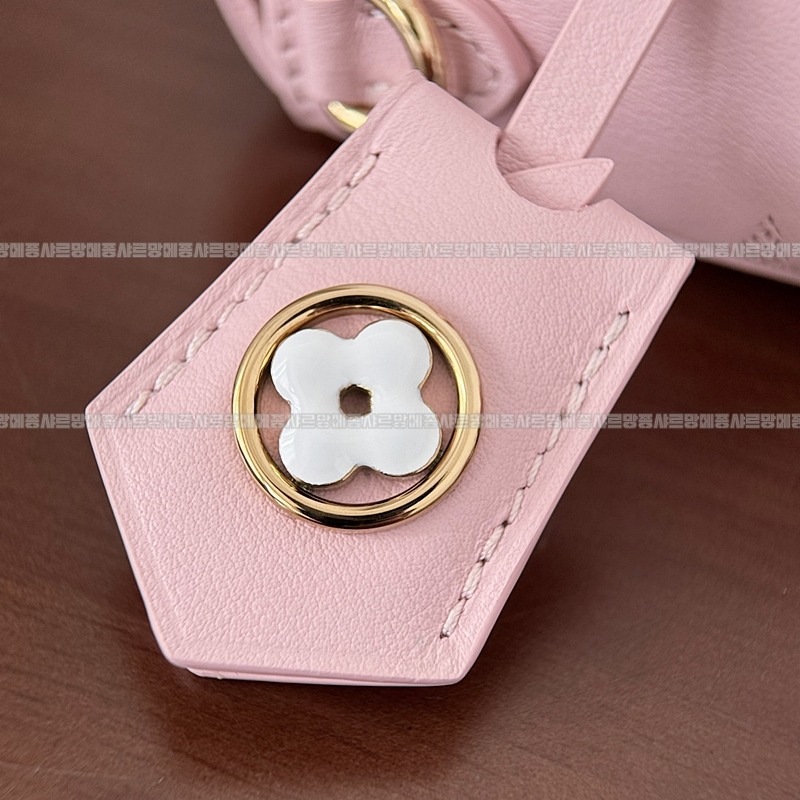 루이비통월릿온체인아이비 20260118-160644-014루.jpg