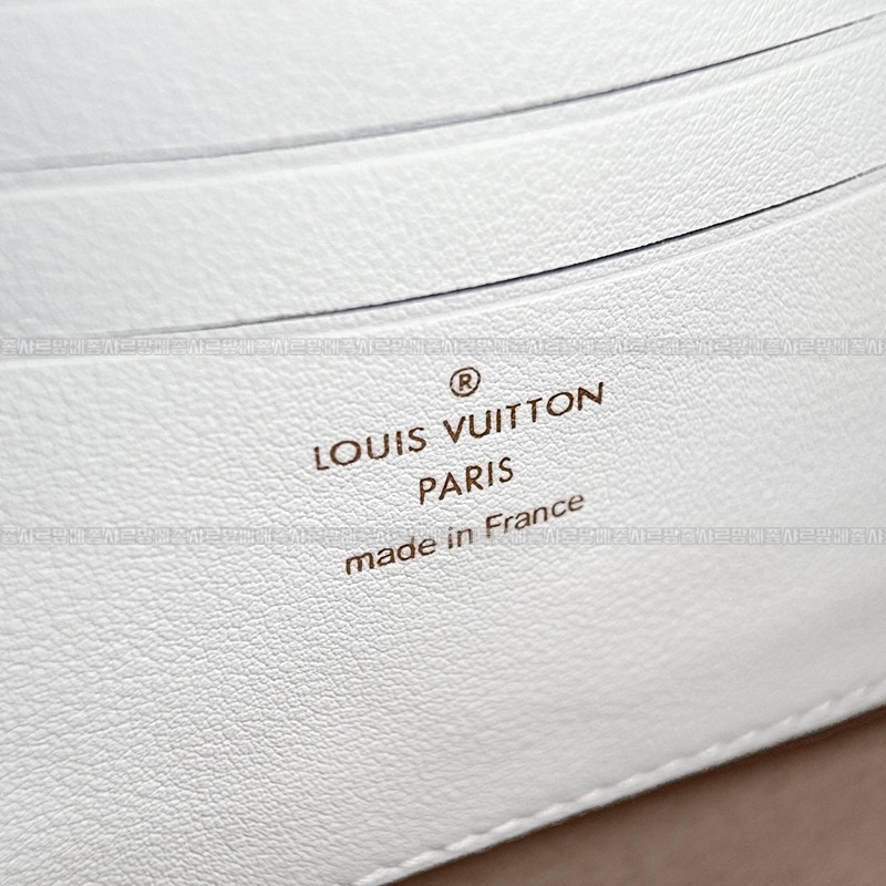 루이비통월릿온체인아이비 20260118-162010-013루.jpg