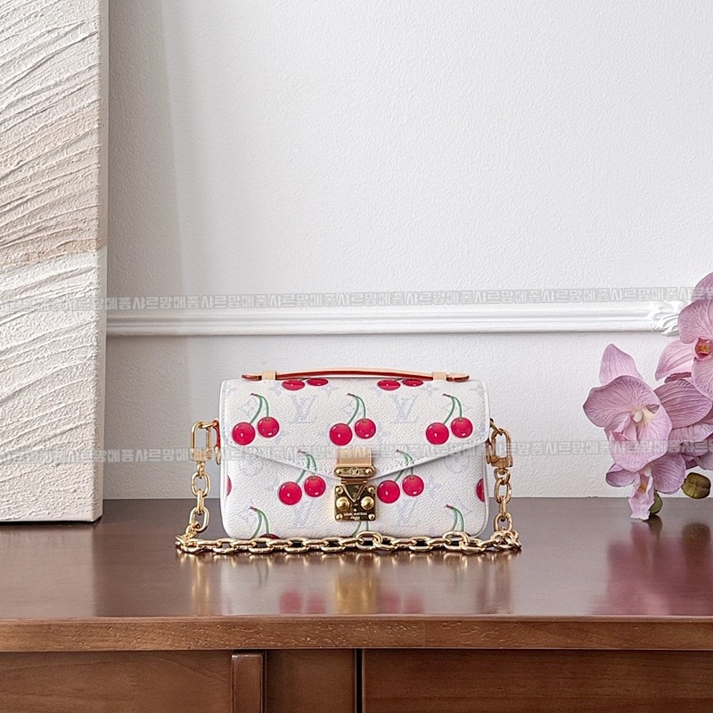 루이비통월릿온체인아이비 20260118-163813-005루.jpg