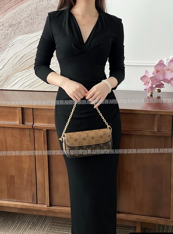 루이비통월릿온체인아이비 20260118-170238-001루.jpg