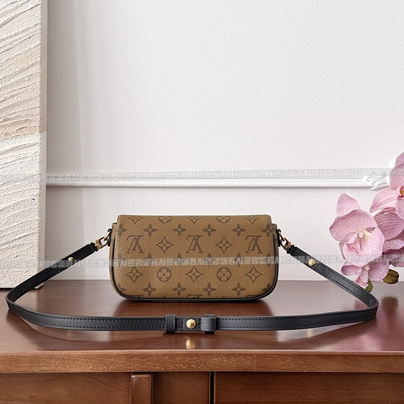 루이비통월릿온체인아이비 20260118-170239-006루.jpg