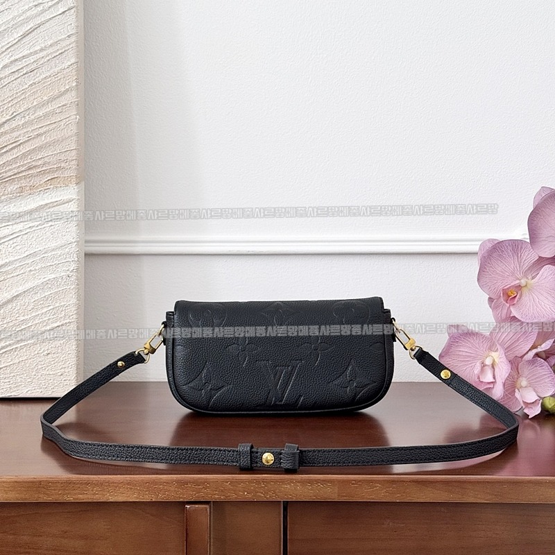 루이비통월릿온체인아이비 20260118-172945-006루.jpg