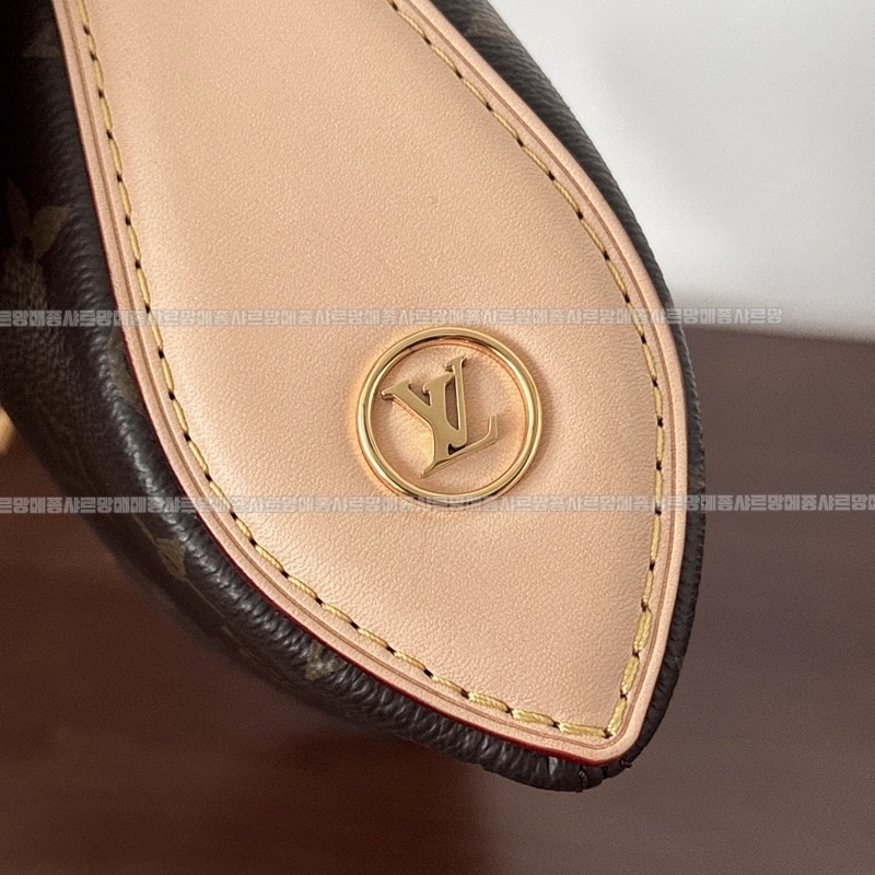 루이비통포쉐트티레트모노그램 wsxc1768816245005_3루.jpg