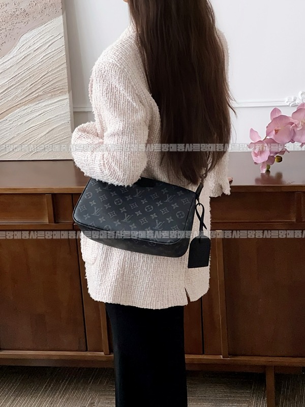 루이비통포쉐트악세수아XL모노그램 20260119-120854-003루.jpg