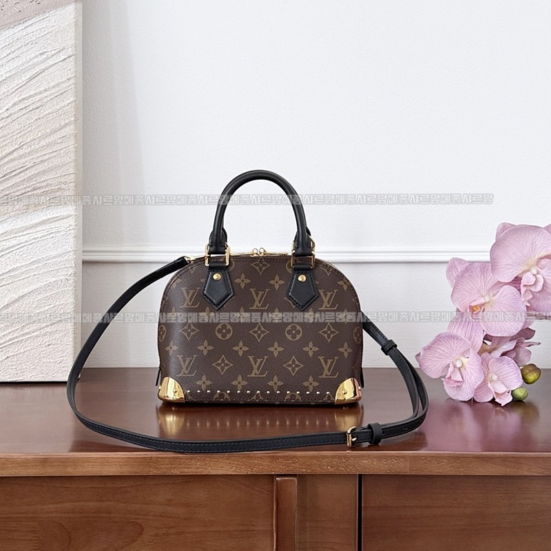 루이비통알마BB모노그램캔버스백 20260119-123614-006루.jpg