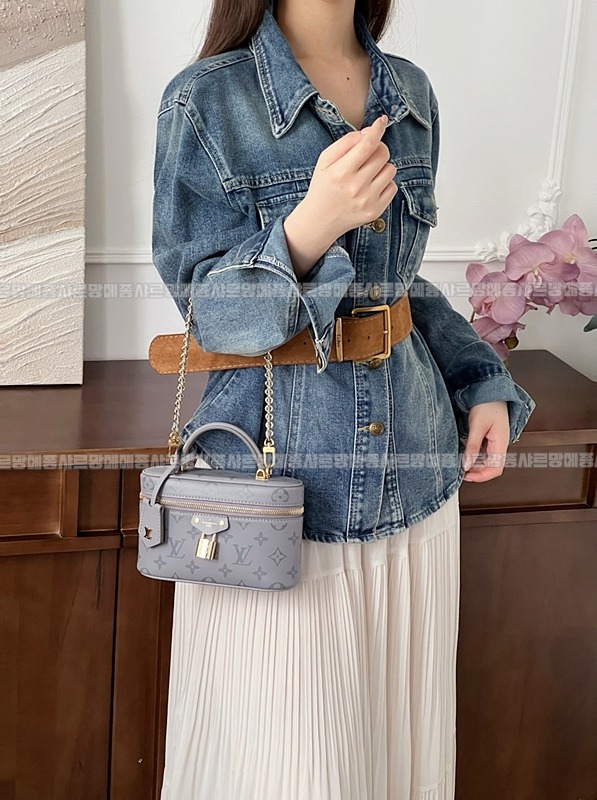 루이비통베니티체인파우치 20260119-135319-002루.jpg