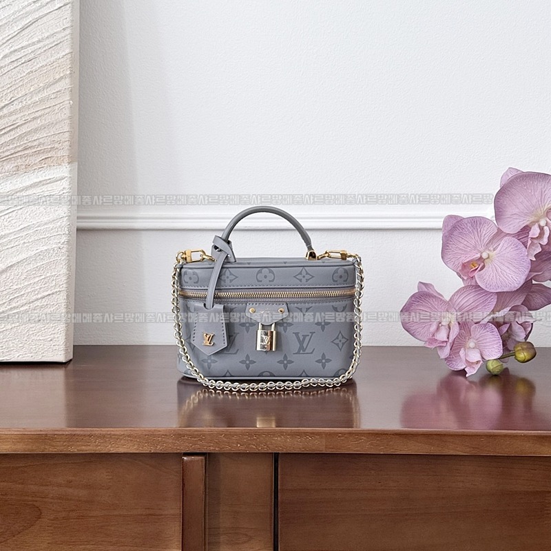 루이비통베니티체인파우치 20260119-135319-005루.jpg