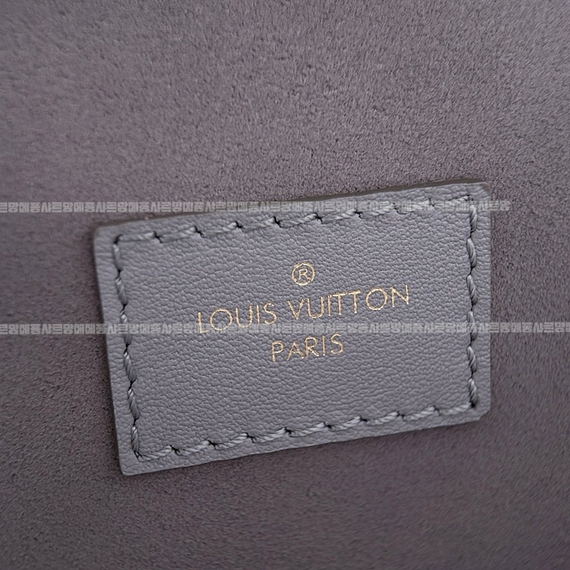 루이비통베니티체인파우치 20260119-135320-015루.jpg