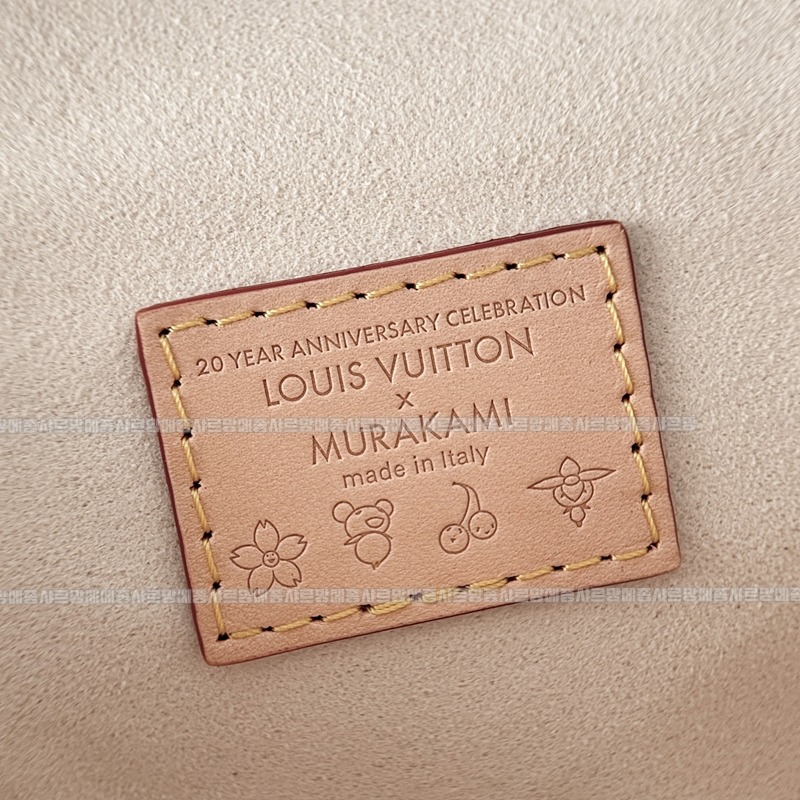 루이비통X무라카미다카시 20260119-143623-016루.jpg