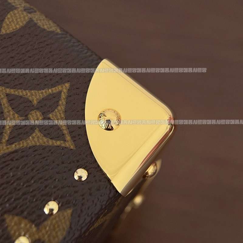 루이비통카메라박스 20260119-160420-012루.jpg