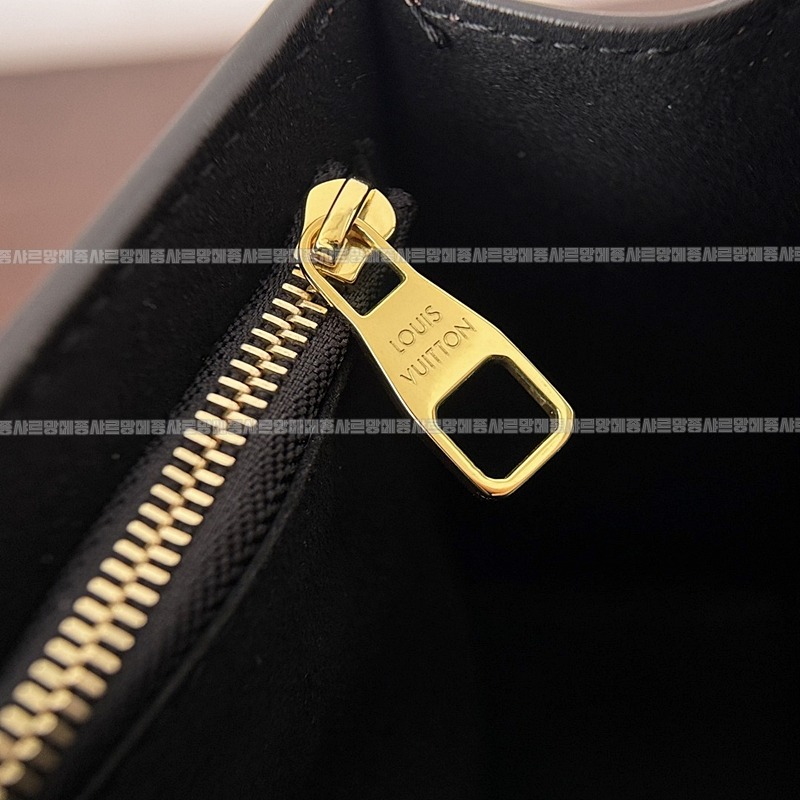 루이비통도핀체인윌릿 20260119-174715-012루.jpg