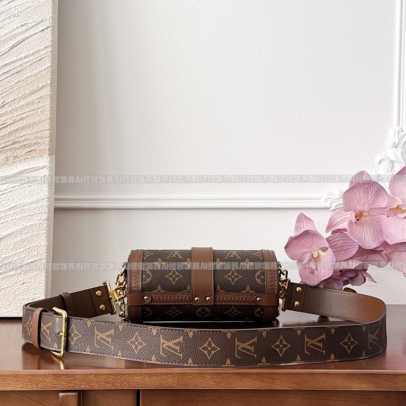 루이비통빠삐용트엉크모노그램 20260120-130623-006루.jpg