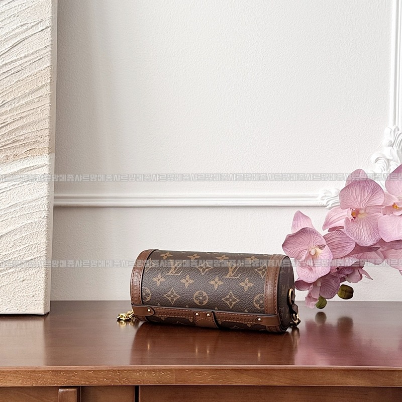 루이비통빠삐용트엉크모노그램 20260120-130623-008루.jpg