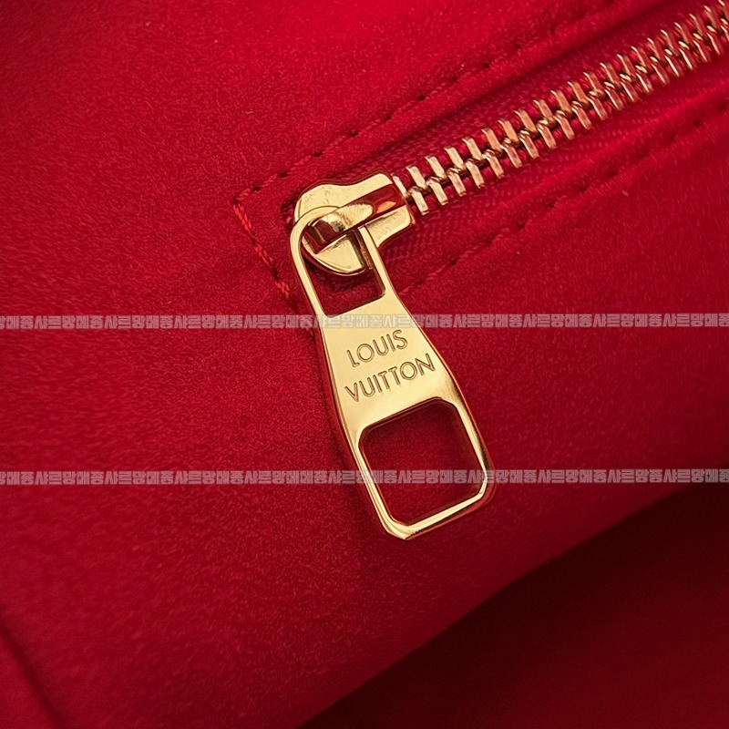 루이비통슬라우치PM 20260120-131159-016루.jpg