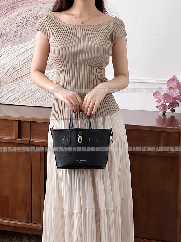 루이비통네버플인사이드아웃BB  wsxc1769010770302_0루.jpg