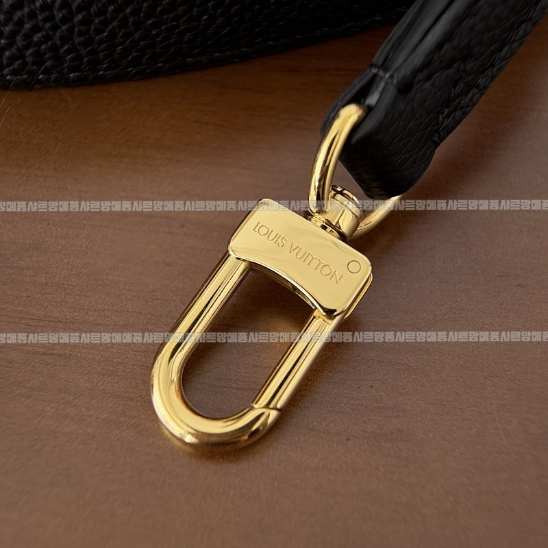 루이비통네버플인사이드아웃BB  wsxc1769010793585_7루.jpg