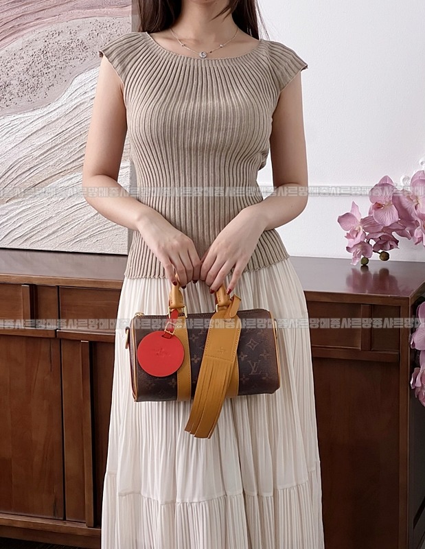 루이비통키폴반둘리에25모노그램더스트 20260122-160738-003루.jpg