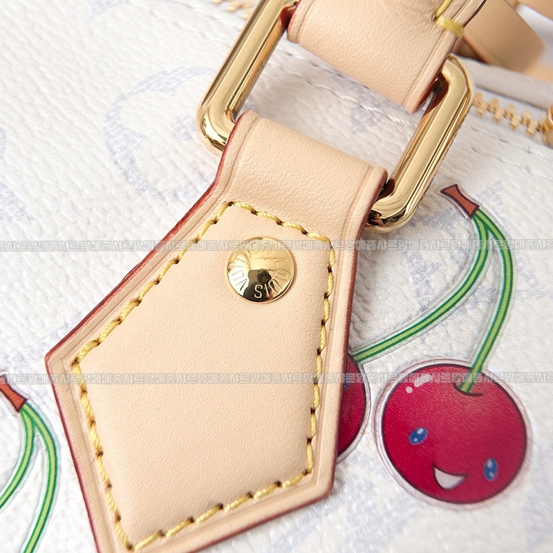 루이비통X무라카미다카시체리스피디소프트반둘리에30화이트 20260122-180041-011루.jpg