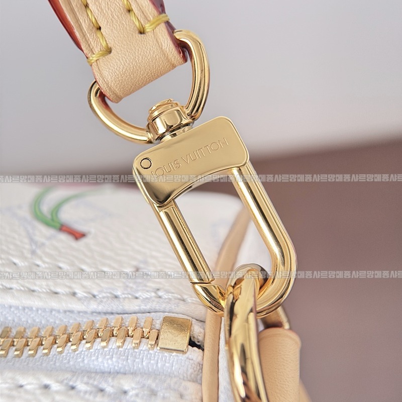 루이비통X무라카미다카시체리스피디소프트반둘리에30화이트 20260122-180042-015루.jpg