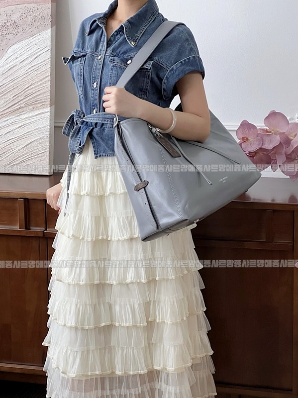 루이비통캐리올바이브MM 20260124-124905-002루.jpg