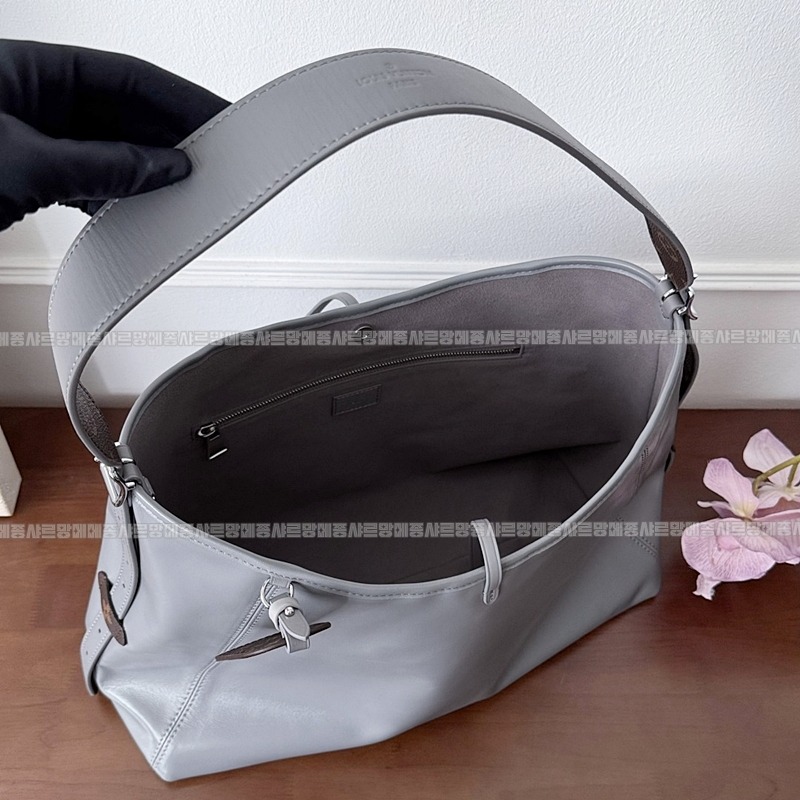 루이비통캐리올바이브MM 20260124-124907-016루.jpg