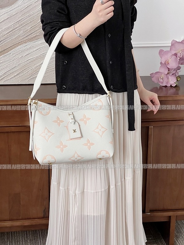 루이비통캐리올PM   20260124-144125-002루.jpg