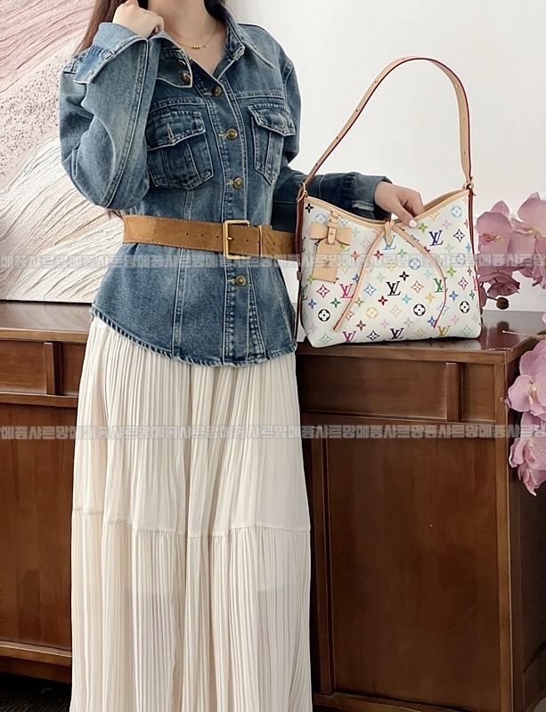 루이비통X무라카미다카시멀티컬러캐링로PM   20260124-155824-001루.jpg