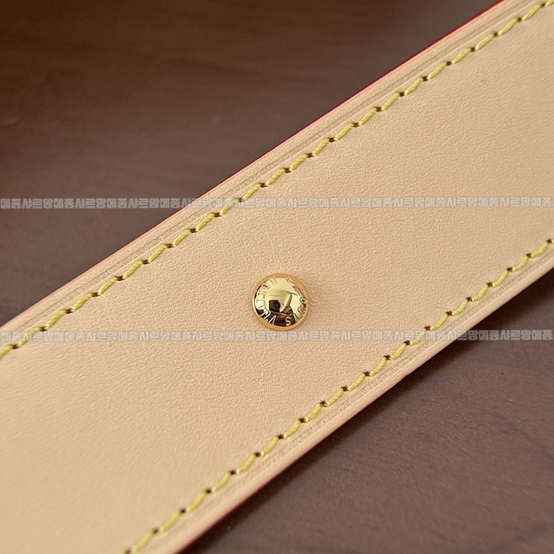 루이비통X무라카미다카시멀티컬러캐링로PM   20260124-155826-017루.jpg