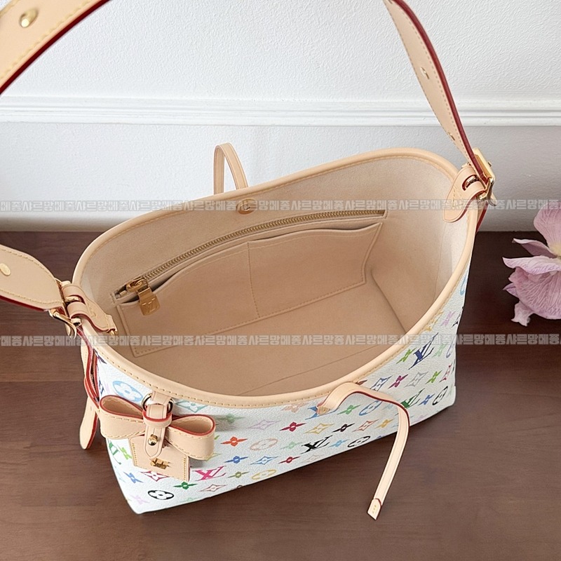 루이비통X무라카미다카시멀티컬러캐링로PM   20260124-155826-018루.jpg