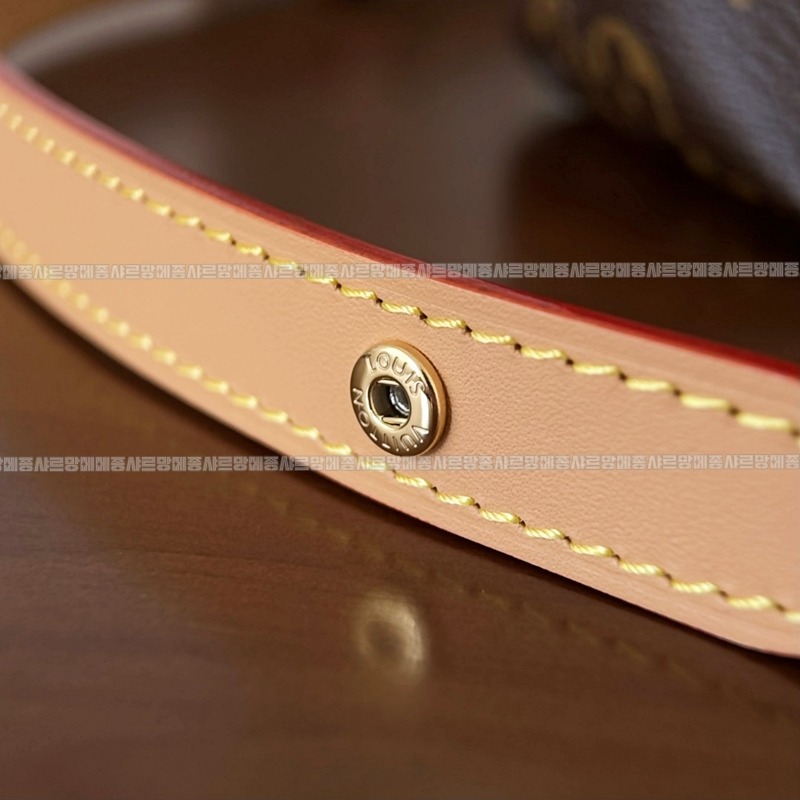 루이비통캐리올이스트웨스트  wsxc1769271044952_5루.jpg