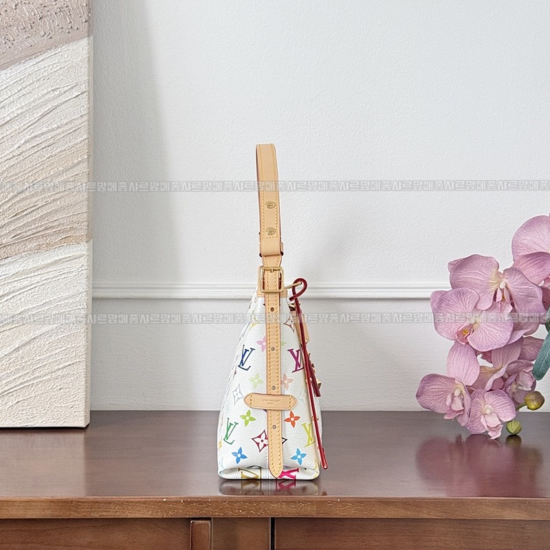 루이비통X캐리올이스트웨스트  wsxc1769271129421_2루.jpg