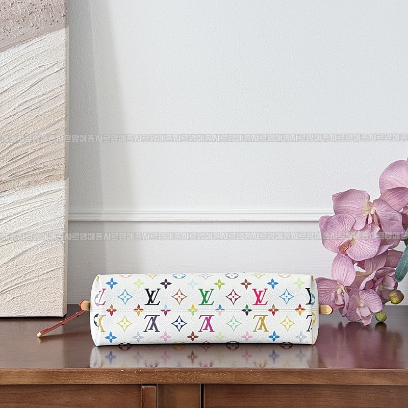 루이비통X캐리올이스트웨스트  wsxc1769271129421_3루.jpg