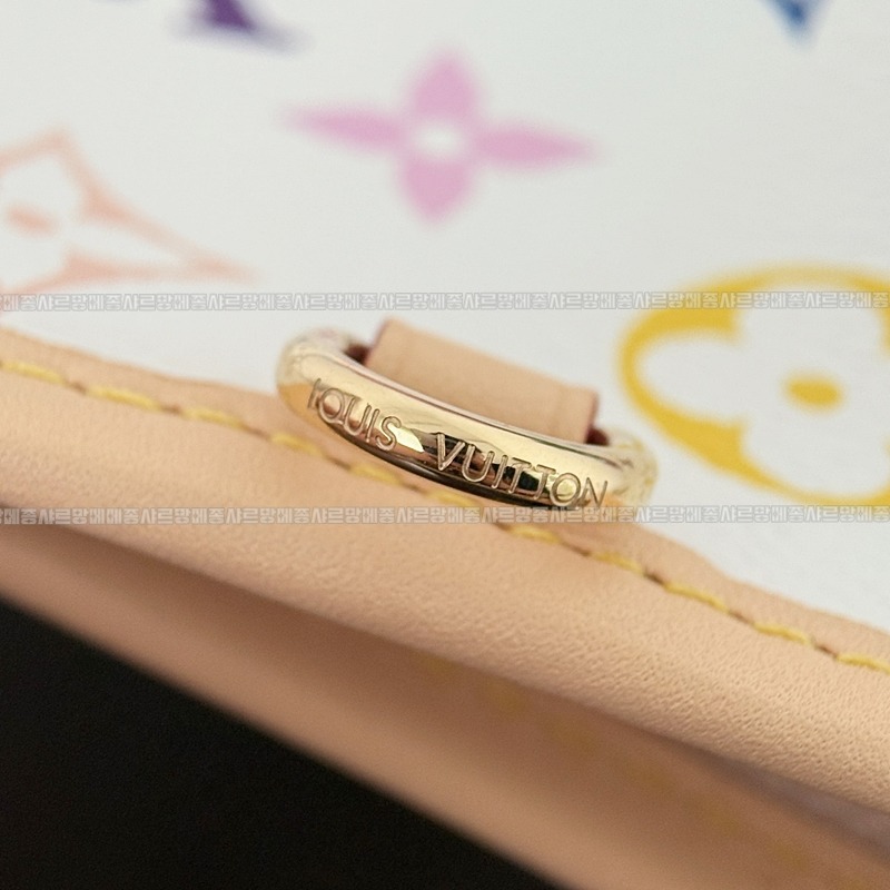 루이비통X캐리올이스트웨스트  wsxc1769271131976_10루.jpg