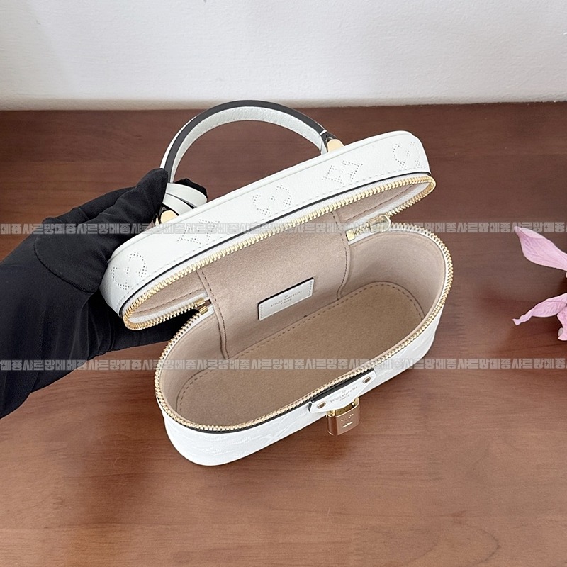 루이비통배니티백  20260125-175047-017루.jpg