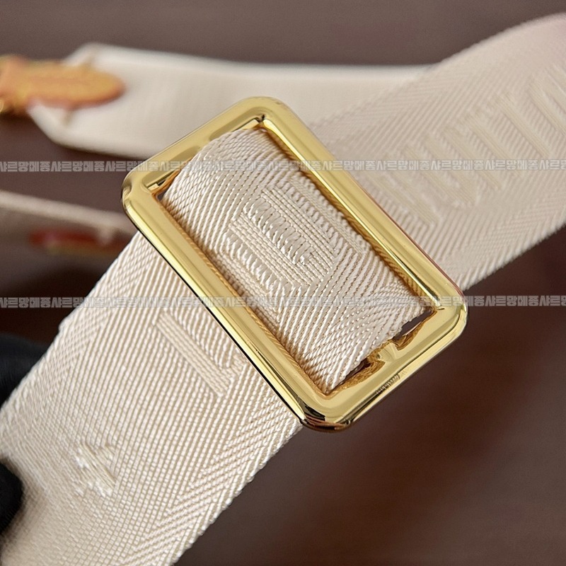 루이비통온더고이스트웨스트 20260126-110452-016루.jpg