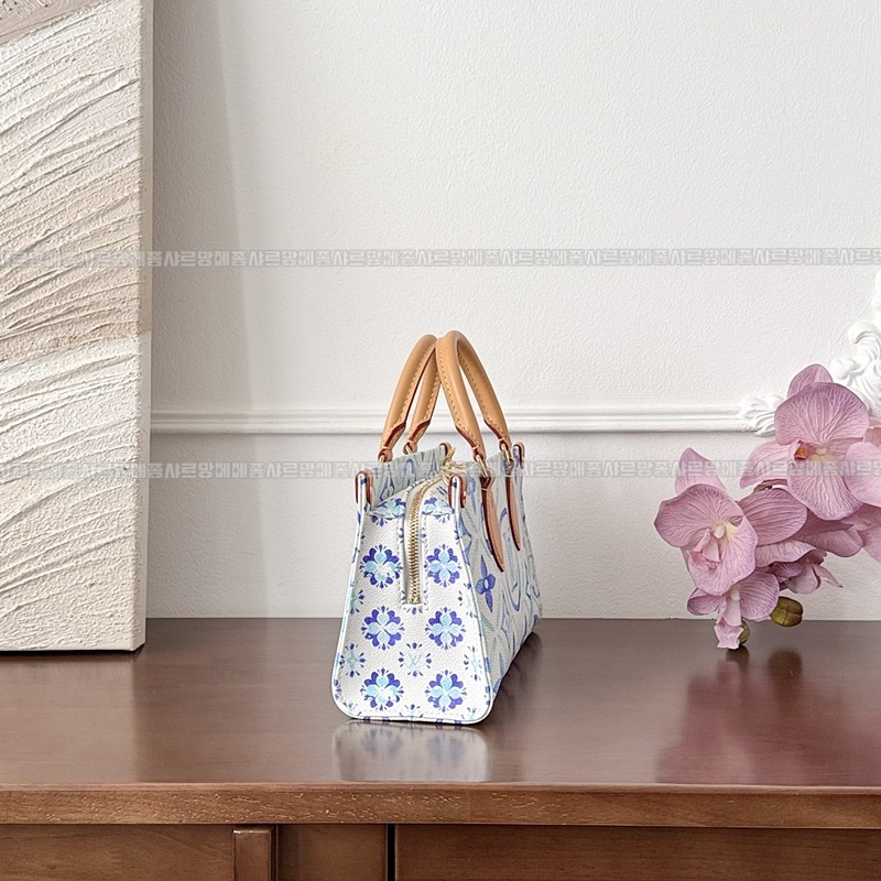 루이비통온더고이스트웨스트블루 20260126-110856-007루.jpg