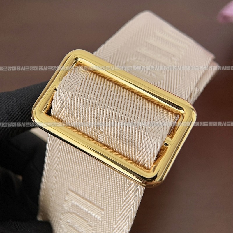 루이비통온더고이스트웨스트블루 20260126-110857-015루.jpg