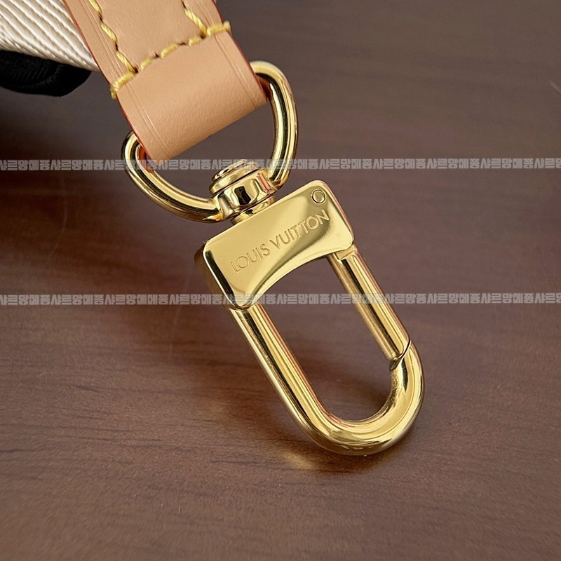 루이비통온더고이스트웨스트블루 20260126-110857-016루.jpg