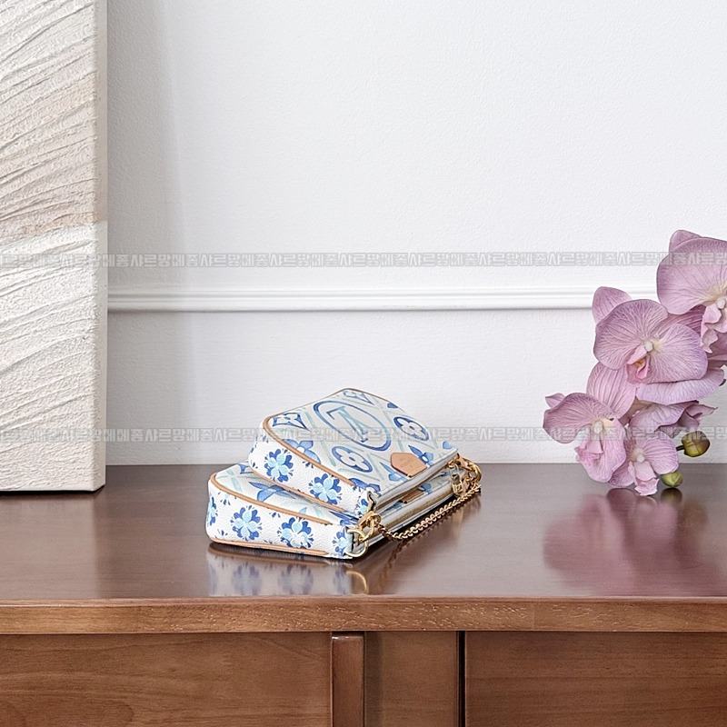 루이비통멀티포쉐트악세수아블루 20260126-144846-007루.jpg